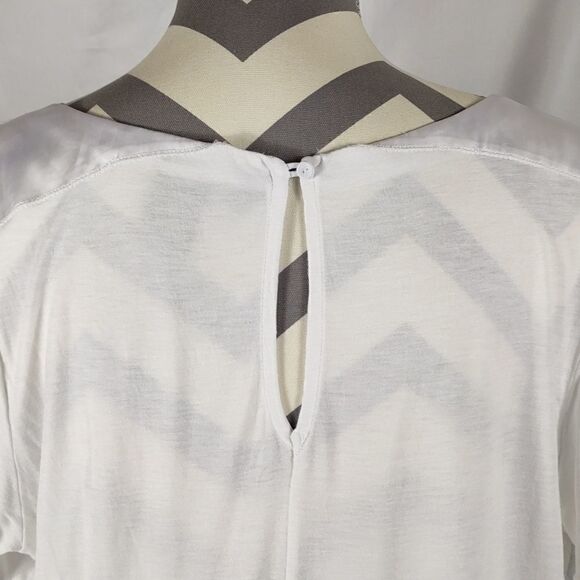 Calvin Klein Jeans Colorful Droptail Tee - Picture 5 of 7